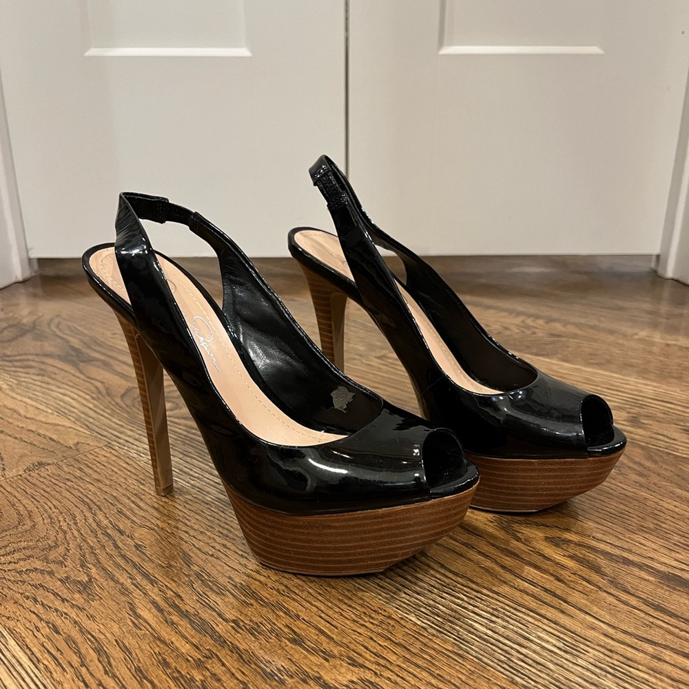 Black heels 🌟